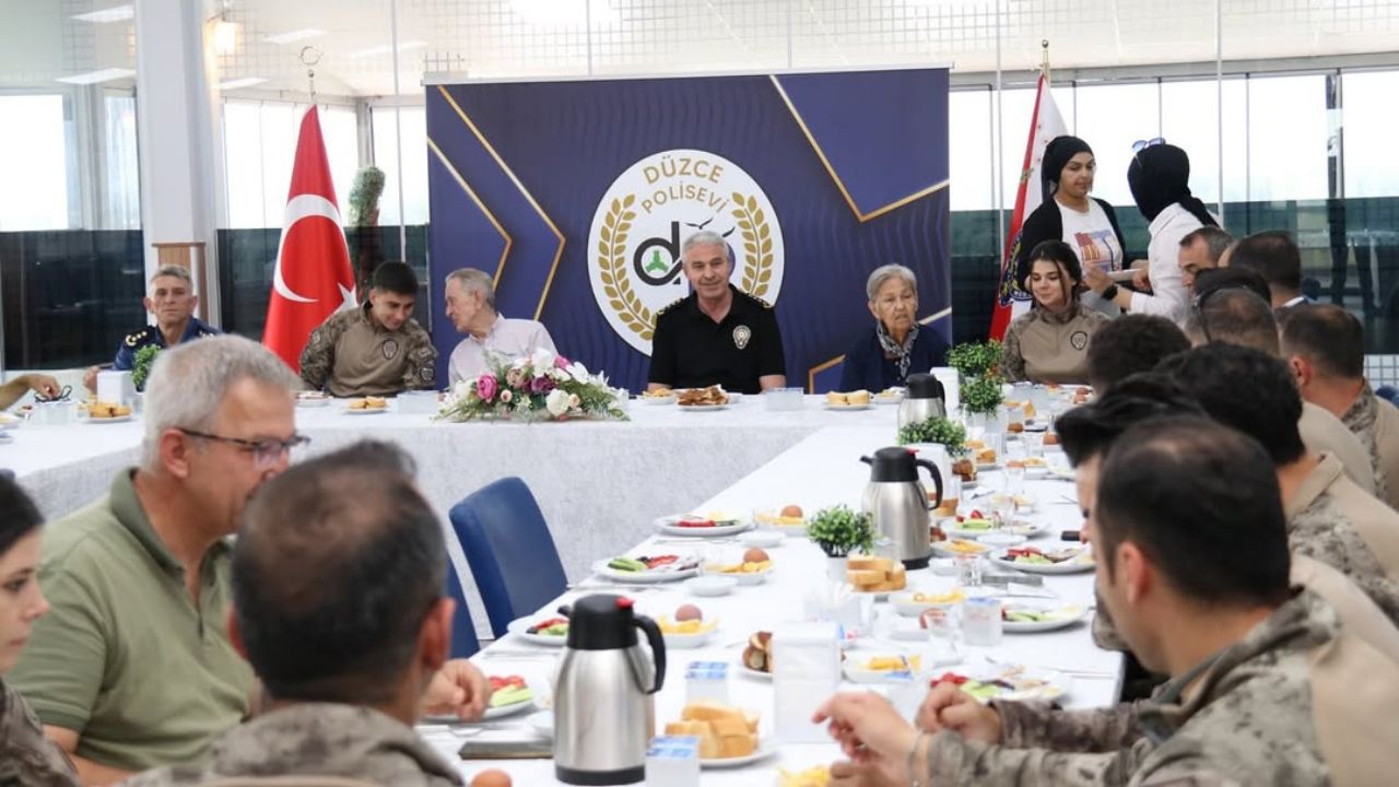 15 Temmuz Şehidi Ufuk Baysal'ın Ailesi Kahvaltı Programına Katıldı