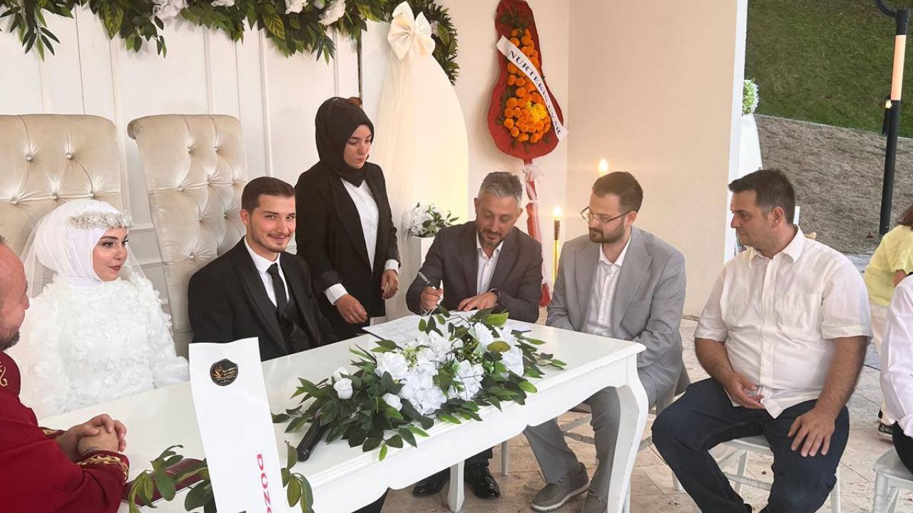 Abdülkadir Çelik ve Esra Gül'ün Nikahında Muhammed Doğan Kaya Şahitlik Etti