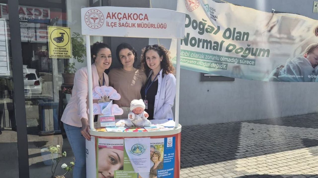 AKÇAKOCA'DA ''DOĞAL OLAN NORMAL DOĞUM'' FARKINDALIK STANDI AÇILDI