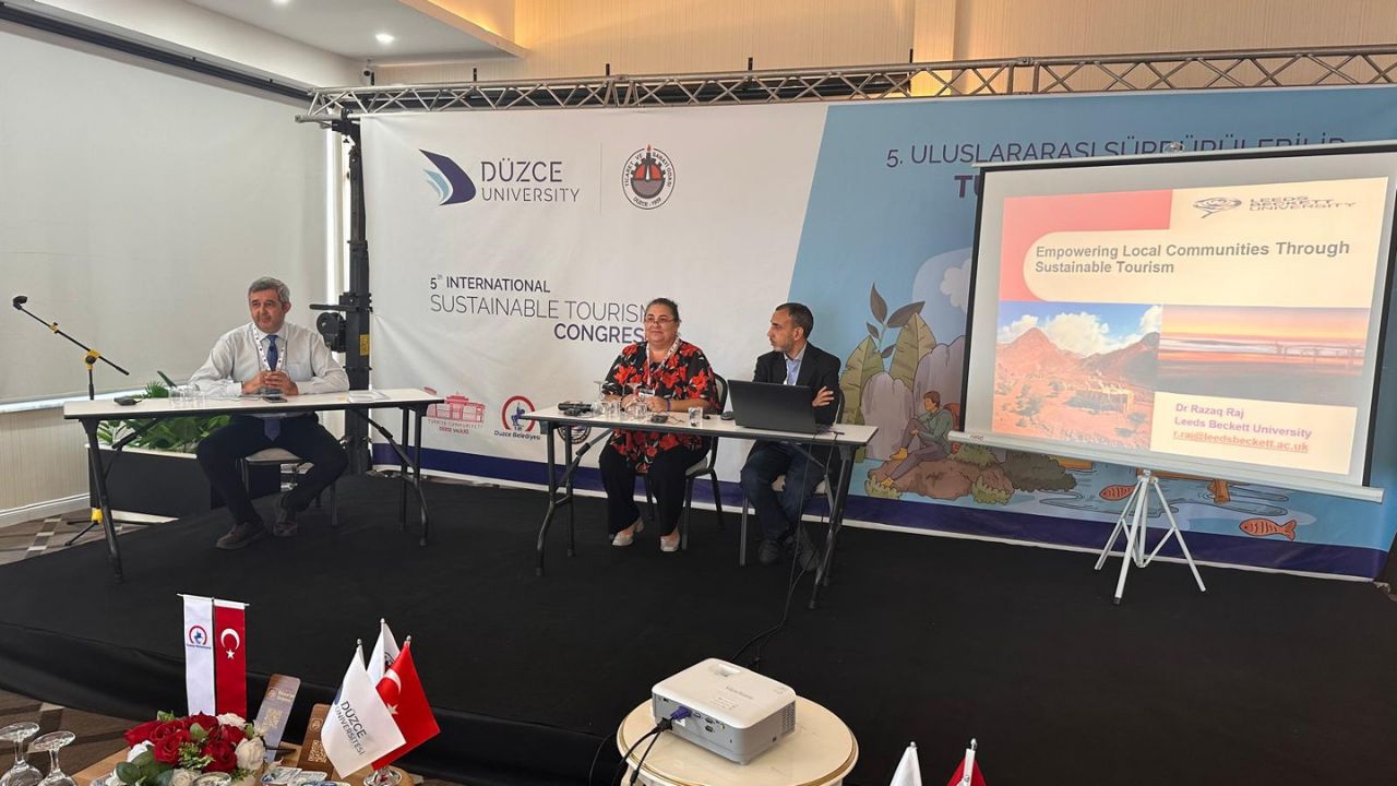 Akçakoca'da Düzenlenen Kongreyle Turizmde Sürdürülebilirlik Vizyonuna Büyük Katkı