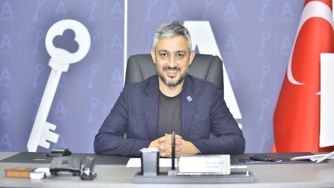 Anahtar Parti Düzce Merkez İlçe Başkanı Muhammed Doğan Kaya'dan 24 Temmuz Gazeteciler ve Basın Bayramı Mesajı