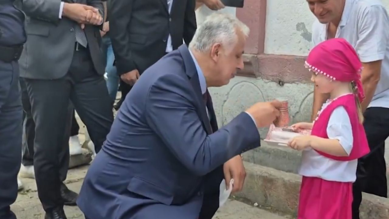 Atatürk'ün Selamlar Köyü'nü Ziyaretinin 91. Yılı Törenle Anıldı