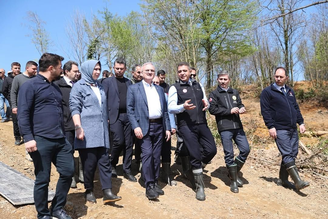 BAKAN YARDIMCISI KARALOĞLU, DÜZCE'DE HAYVAN KONUKEVİNİ İNCELEDİ