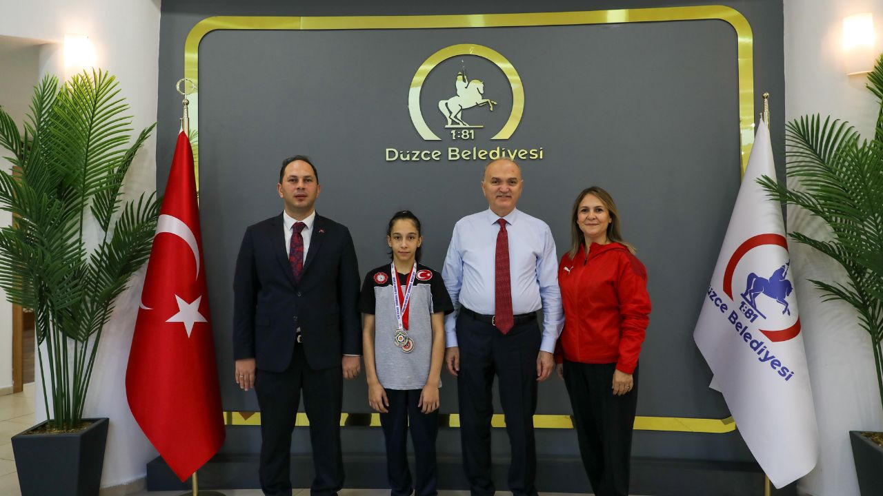 Başkan Özlü, Balkan Üçüncüsü Judocu Erva Eren'i Ağırladı