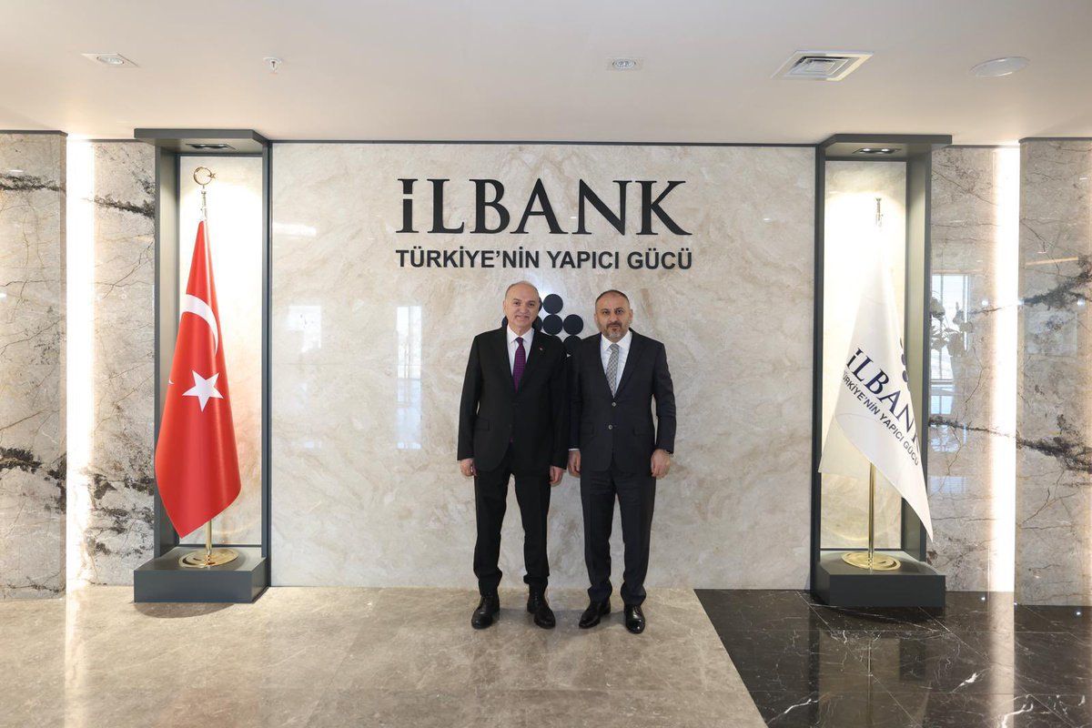 BAŞKAN ÖZLÜ'DEN İLLER BANKASI GENEL MÜDÜRÜ RECEP TÜRK'E ZİYARET