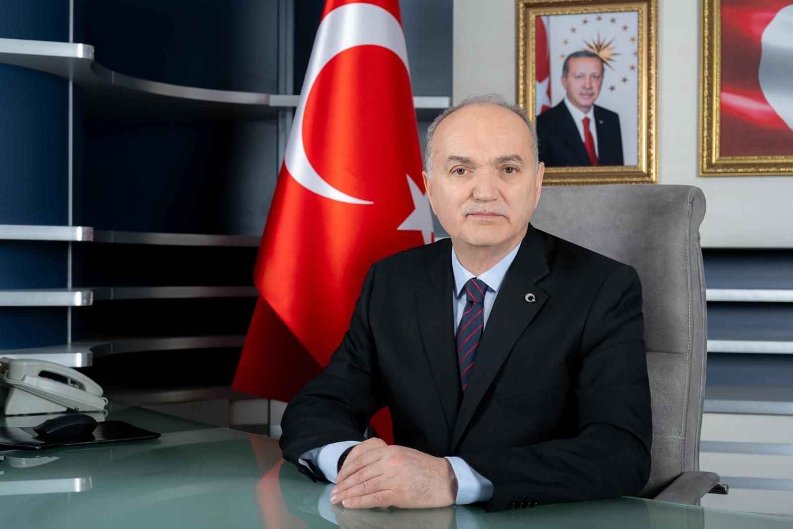 BAŞKAN ÖZLÜ'DEN KADİR GECESİ MESAJI