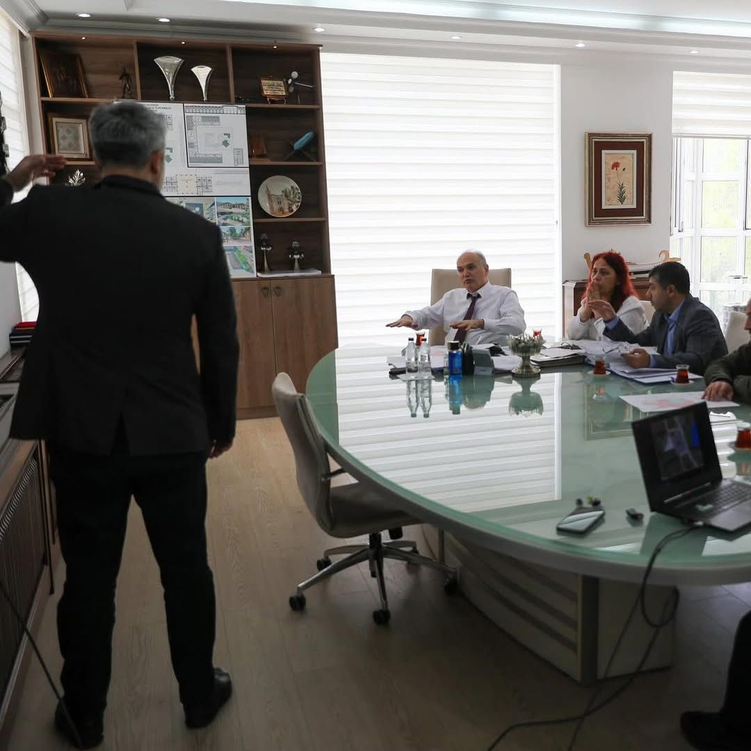 BAŞKAN ÖZLÜ ''KONURALP HAK ETTİĞİ DEĞERE KAVUŞACAK''