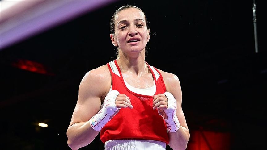 BUSE NAZ ÇAKIROĞLU DÜNYA İKİNCİSİ OLDU