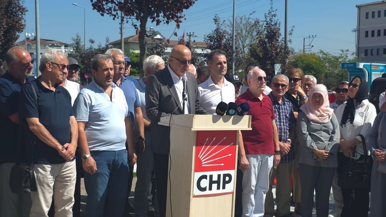 CHP Düzce İl Başkan Yardımcısı Mustafa İzgin ''Kuruluş Haftamızda Halkımızla Birlikteyiz''