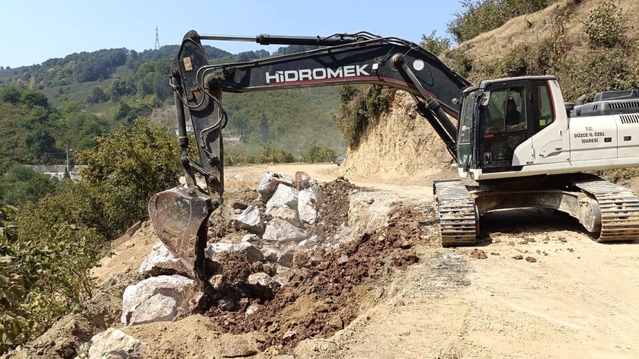Deredibi Köyü'nde Heyelan Müdahalesi Tamamlandı