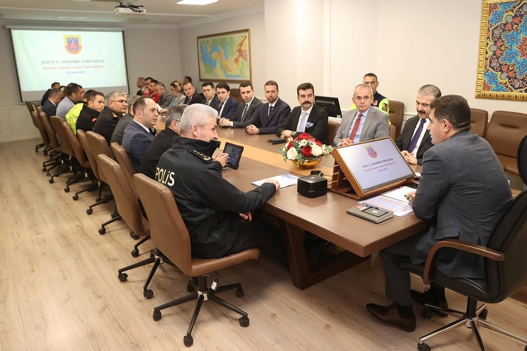 DÜZCE BAYRAMA HAZIR GÜVENLİK ALARMDA