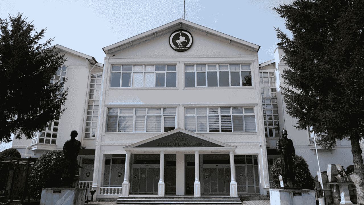 DÜZCE BELEDİYESİ'NDEN SU FATURALARIYLA İLGİLİ AÇIKLAMA ALGI OYUNLARINA PRİM VERMEYİN