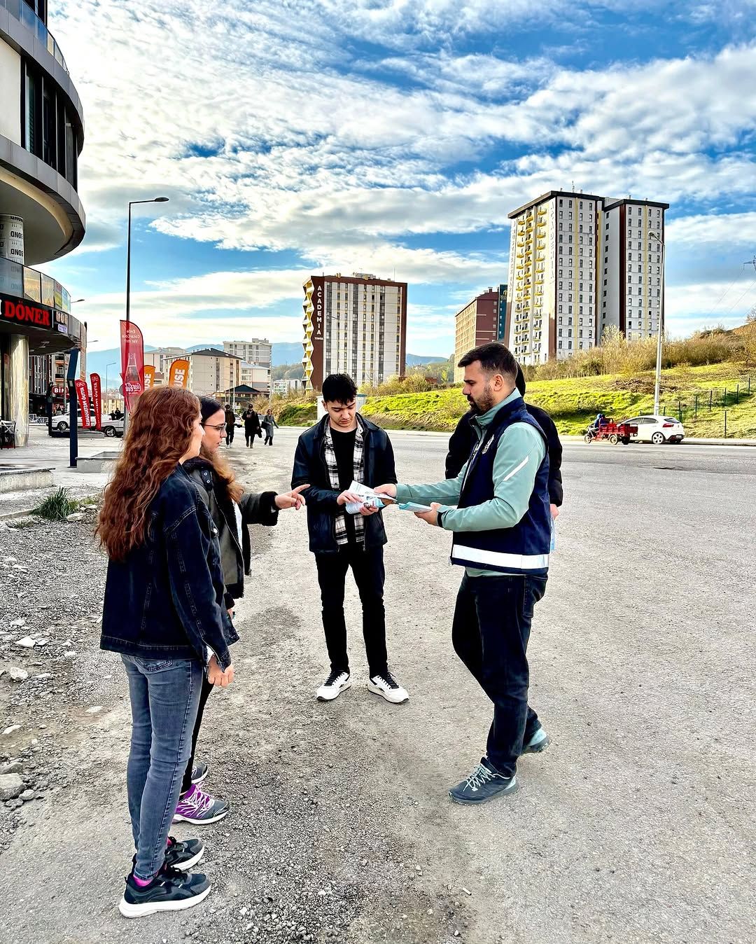 DÜZCE'DE DOLANDIRICILIK SUÇLARINA KARŞI FARKINDALIK ARTIRILDI