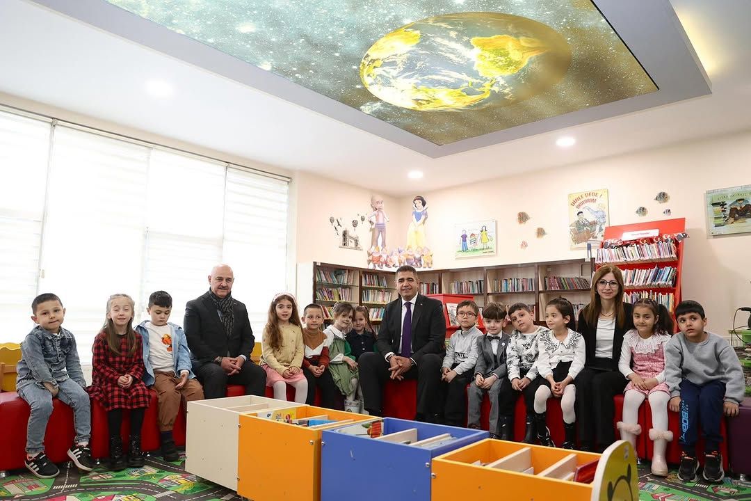 DÜZCE'DE KÜTÜPHANE HAFTASI KÜLTÜR VE SANATLA TAÇLANDI