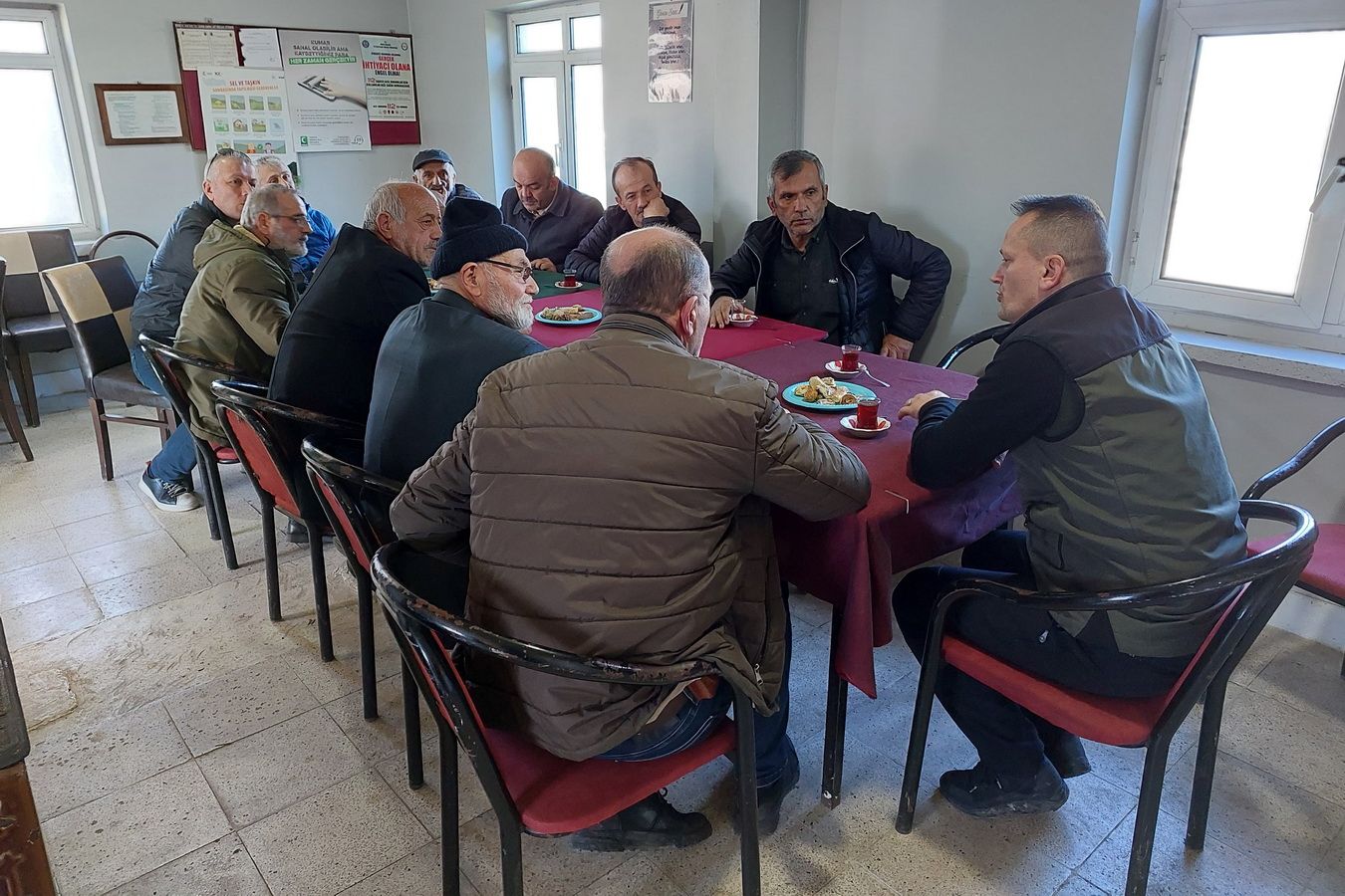 DÜZCE'DE ORMAN YANGINLARI İLE İLGİLİ BİLGİLENDİRME TOPLANTILARI BAŞLADI