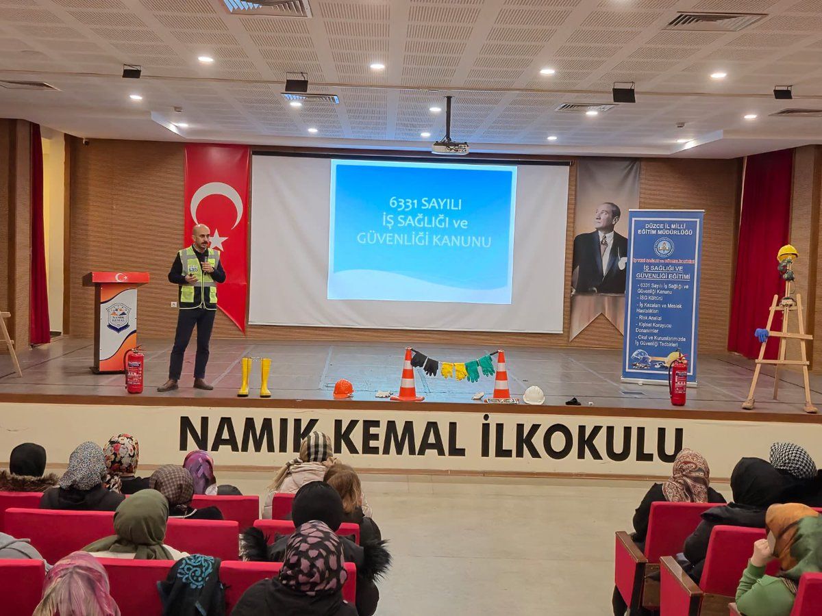 DÜZCE'DE TEMİZLİK PERSONELİNE İŞ SAĞLIĞI VE GÜVENLİĞİ EĞİTİMİ