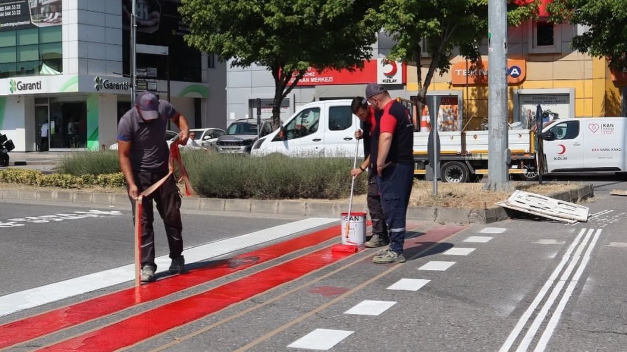 Düzce'de Yaya Geçitleri Yenileniyor