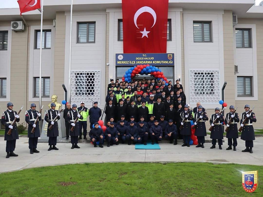 DÜZCE'DE YENİ JANDARMA HİZMET BİNASI AÇILDI