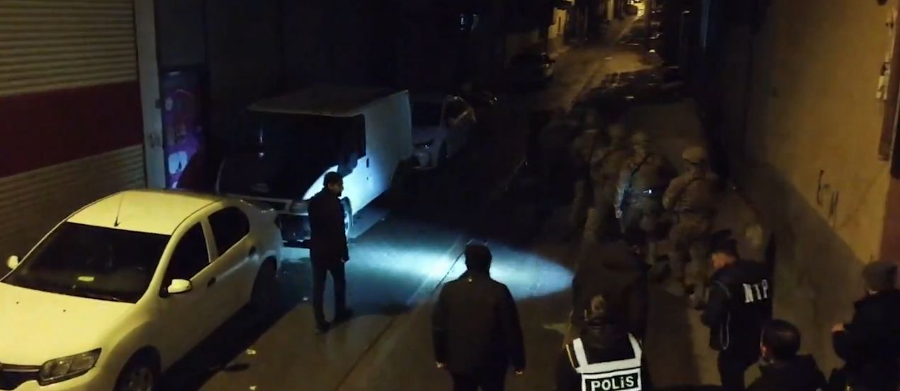 DÜZCE'DE ZEHRİ TACİRLERİNE YÖNELİK OPERASYON