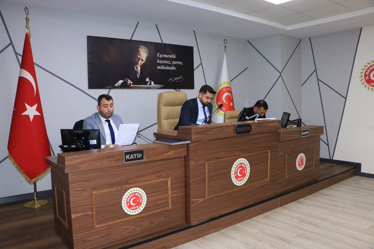 DÜZCE İL GENEL MECLİSİ YENİ YILIN İLK TOPLANTISINI GERÇEKLEŞTİRDİ