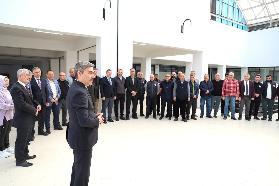 DÜZCE İL ÖZEL İDARESİ'NDE BAYRAMLAŞMA PROGRAMI GERÇEKLEŞTİRİLDİ