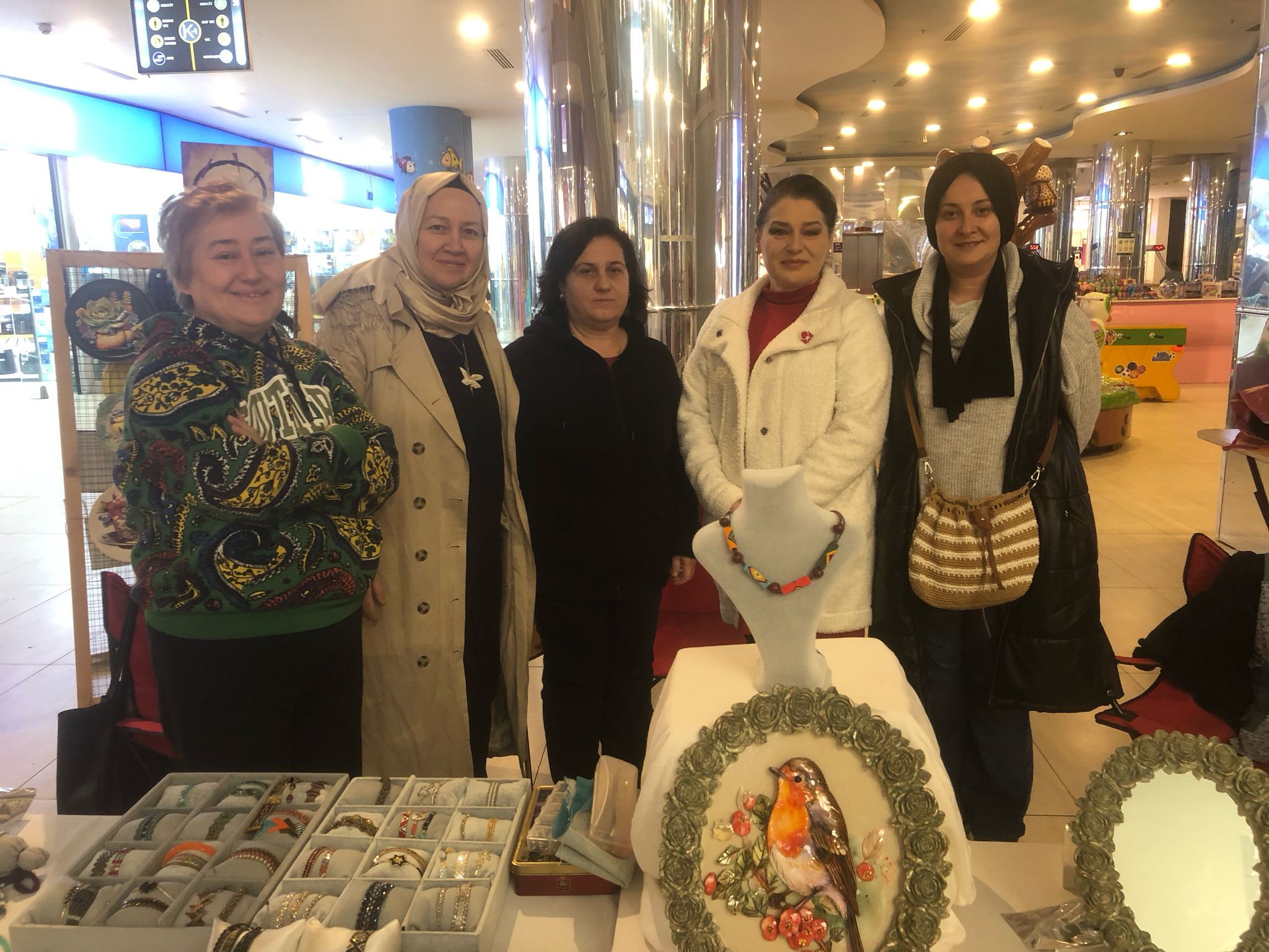 DÜZCE KENT KONSEYİ'NDEN 8 MART'A ÖZEL SANAT SOKAĞI