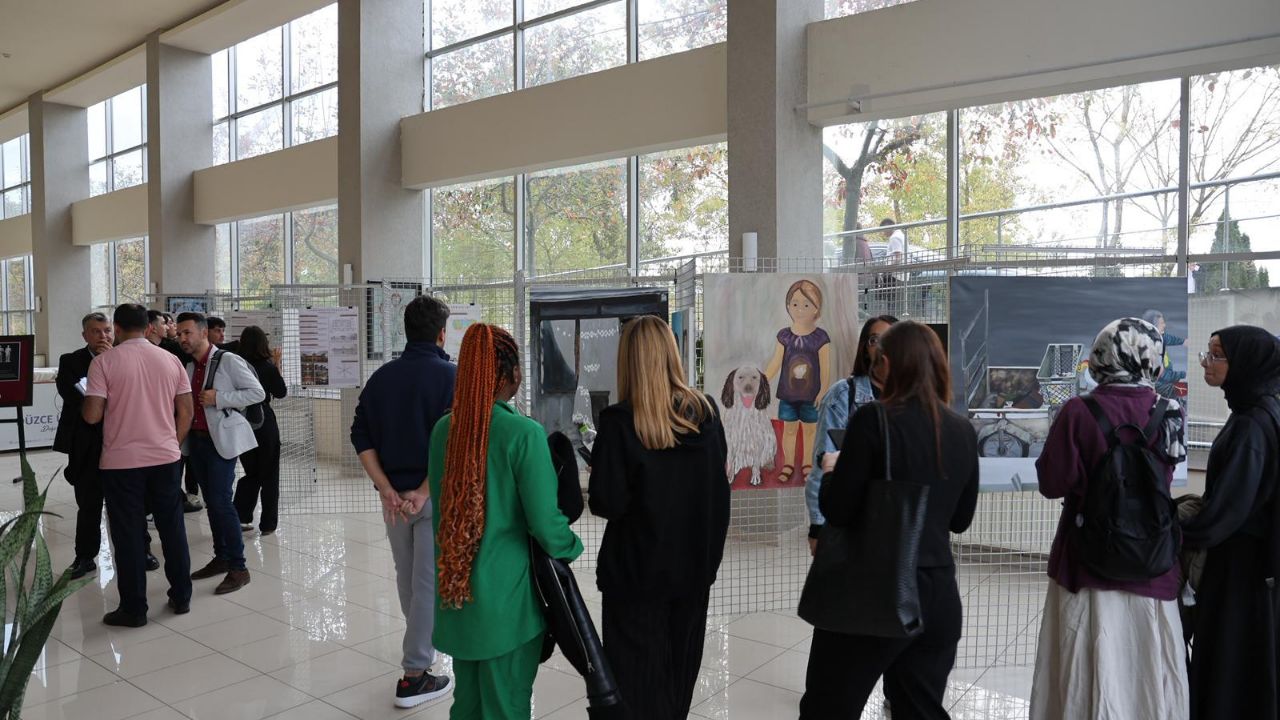 Düzce Üniversitesi'nden ''Cumhuriyet ve Atatürk'' Temalı Ortak Sergi