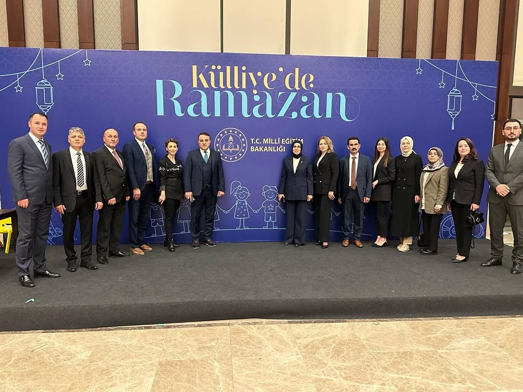 DÜZCELİ EĞİTİMCİLER CUMHURBAŞKANLIĞI KÜLLİYESİ'NDE BİR ARAYA GELDİ