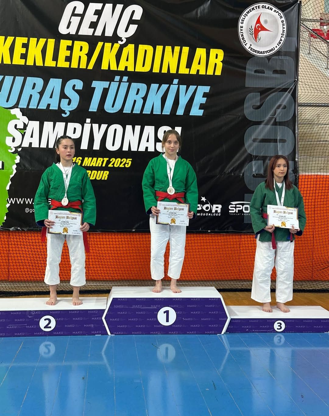 DÜZCELİ SPORCULAR KURAŞ'TAN 2 MADALYA İLE DÖNDÜ