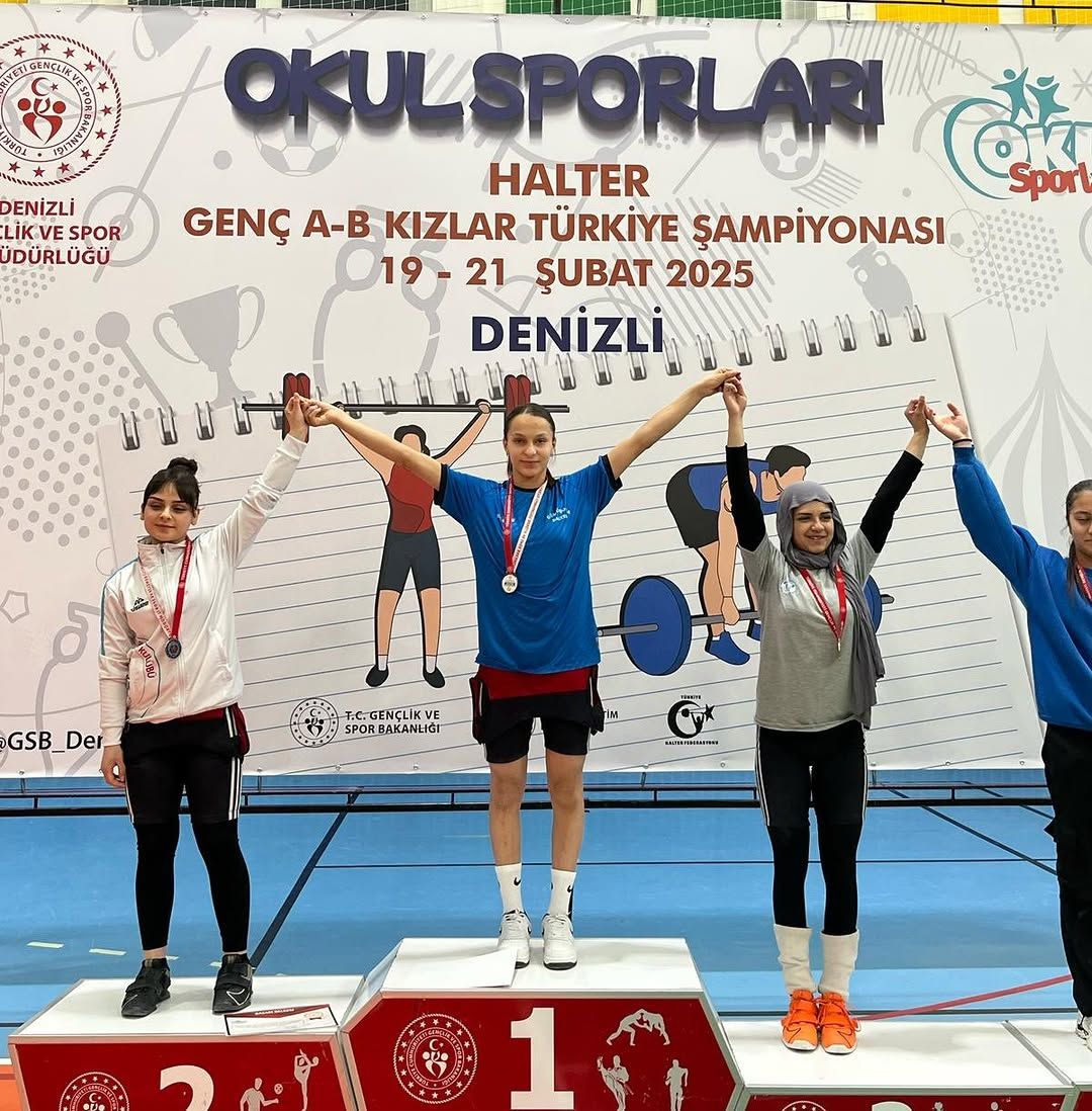 DÜZCELİ ZEYNEP YILDIRGAN MİLLİ TAKIMA DAVET EDİLDİ
