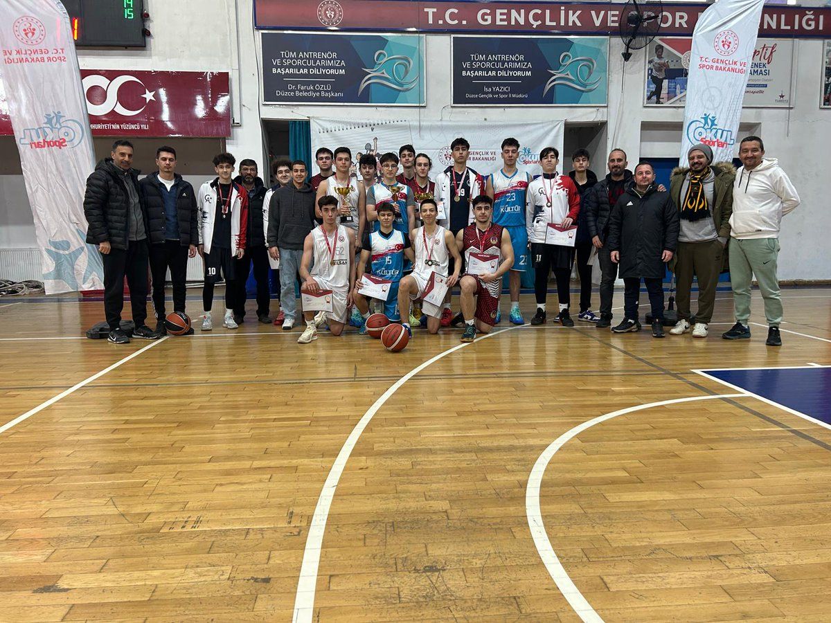 GENÇLER BASKETBOL MÜSABAKALARI SONA ERDİ