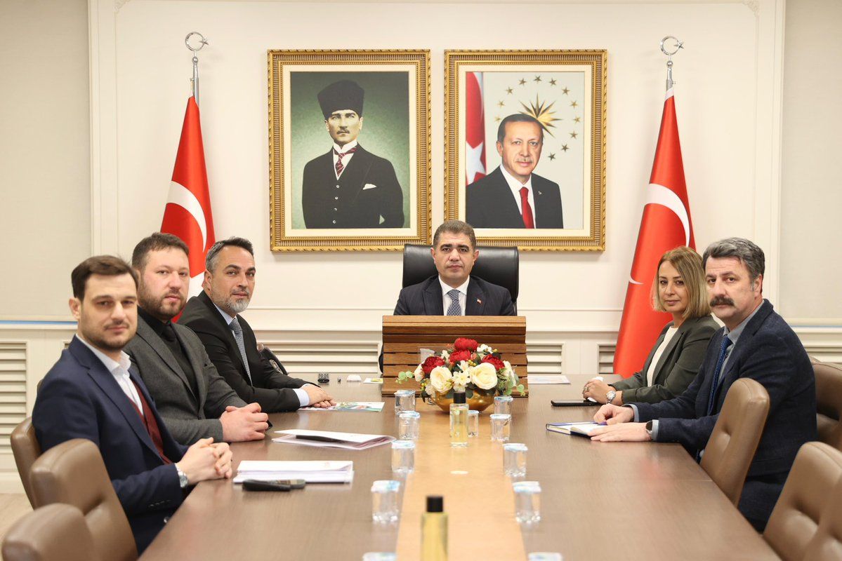 GÜMÜŞOVA OSB YÖNETİM KURULU TOPLANTISI GERÇEKLEŞTİRİLDİ