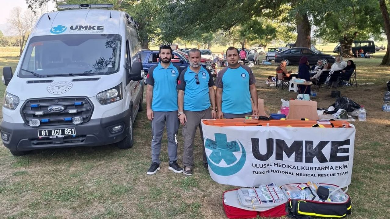 Hemşinliler Festivali'nde UMKE ve 112 Ekipleri Görev Başındaydı