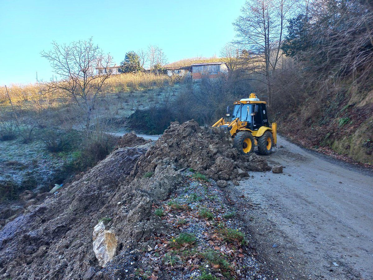 HIZARDERE KÖYÜ'NDE HEYELAN ÖNLEME ÇALIŞMALARI SÜRÜYOR