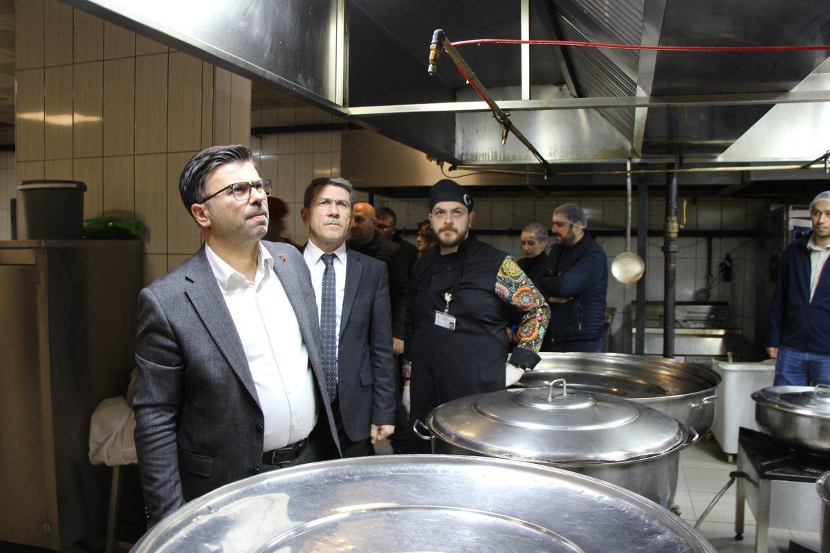 İL MÜDÜRÜ İSA YAZICI KYK YURDUNDA İNCELEMELERDE BULUNDU