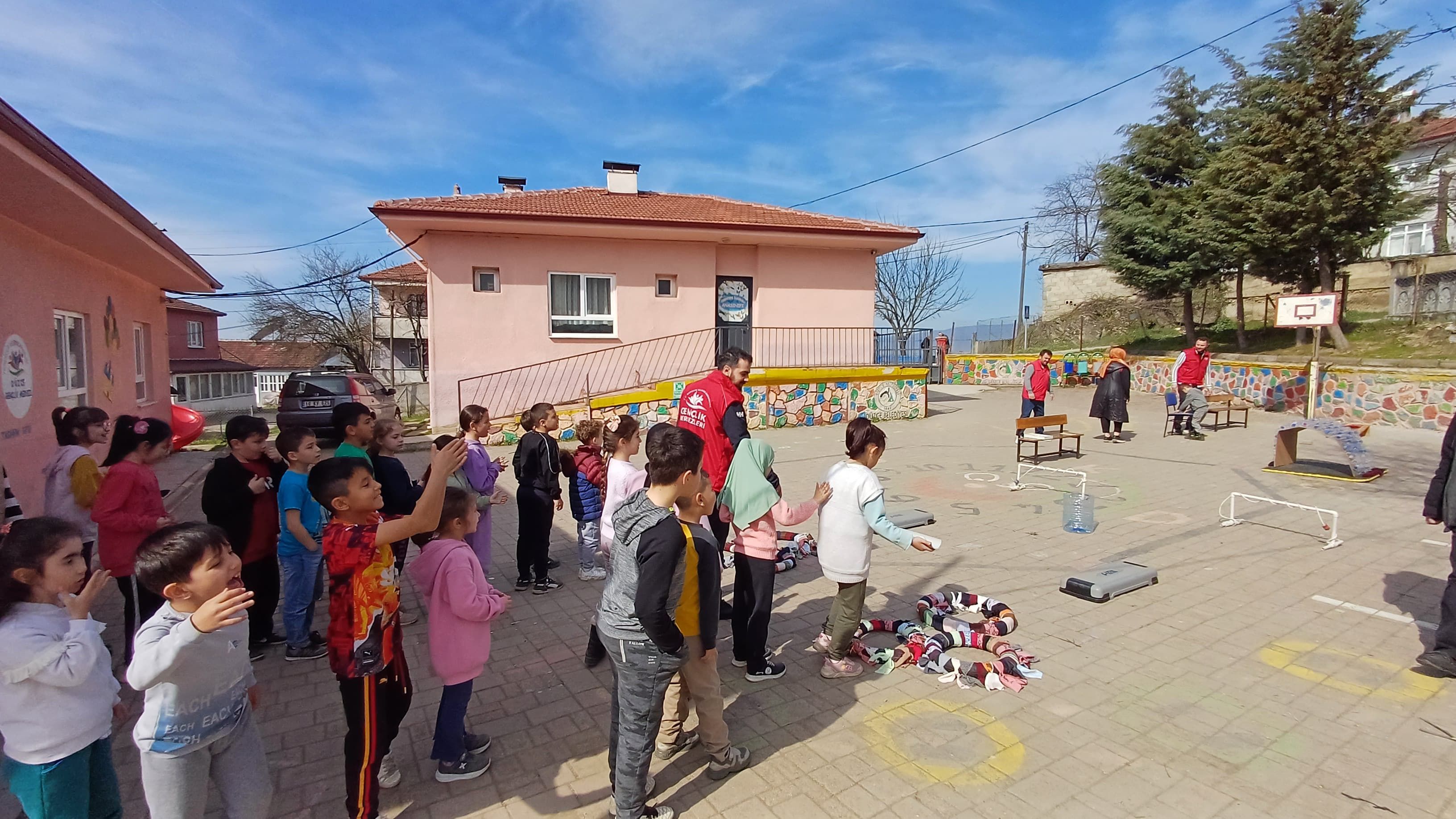 İLERİ DÖNÜŞÜM GENÇ PARKUR ETKİNLİĞİ  GERÇEKLEŞTİ