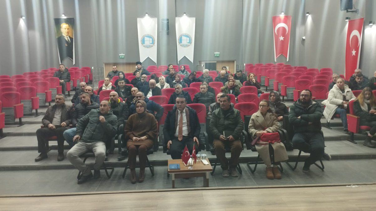 KANTİN İŞLETMECİLERİYLE GIDA GÜVENLİĞİ VE HİJYEN TOPLANTISI DÜZENLENDİ