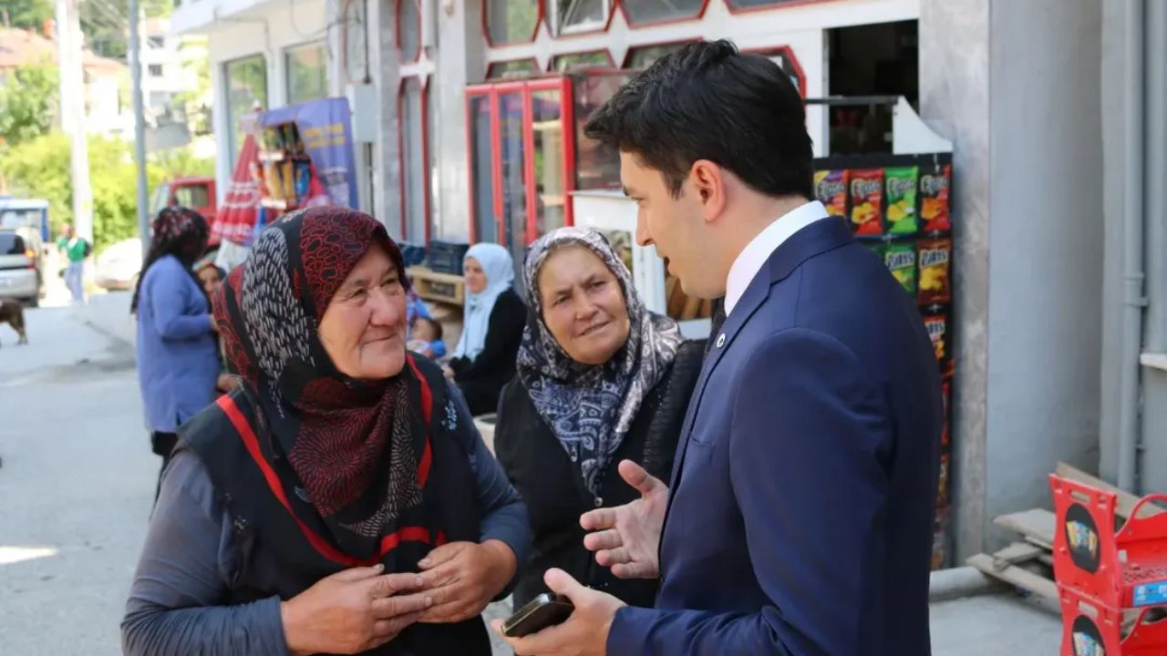 KAYMAKAM HÜSEYİN DEMİRKOL'DAN ESNAFA VEDA ZİYARETİ