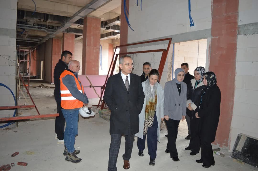 KAYMAKAM PİŞKİN, AKÇAKOCA DEVLET HASTANESİ İNŞAATINDA İNCELEMELERDE BULUNDU