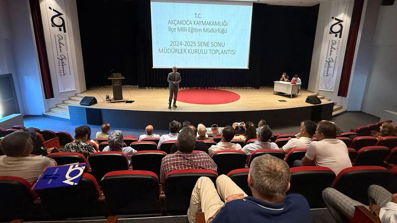 Kaymakam Pişkin, Okul Müdürleriyle Eğitim Değerlendirme Toplantısı Yaptı