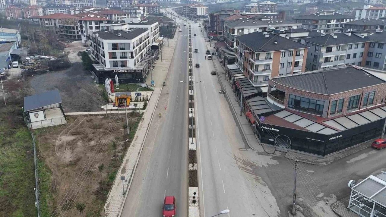 Konuralp Beçi'de Yaz Sessizliği Öğrenciler Gitti, Esnaf Kan Ağlıyor
