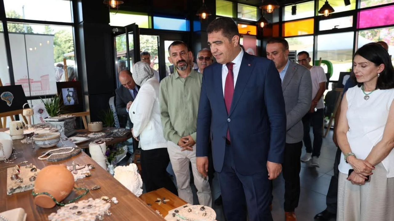 ''Konuralp - Prusias Antik Kenti'' Temalı Kuyumculuk Sergisi Ziyaretçilerini Büyüledi