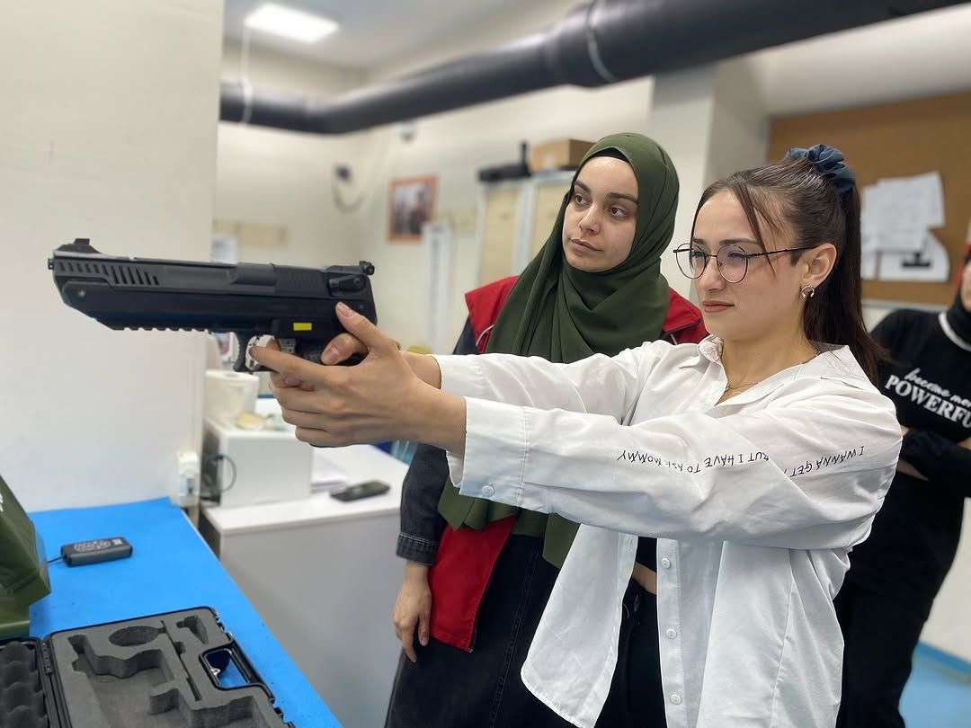 KONURALP YURDU ÖĞRENCİLERİ HEDEFİ 12'DEN VURDU