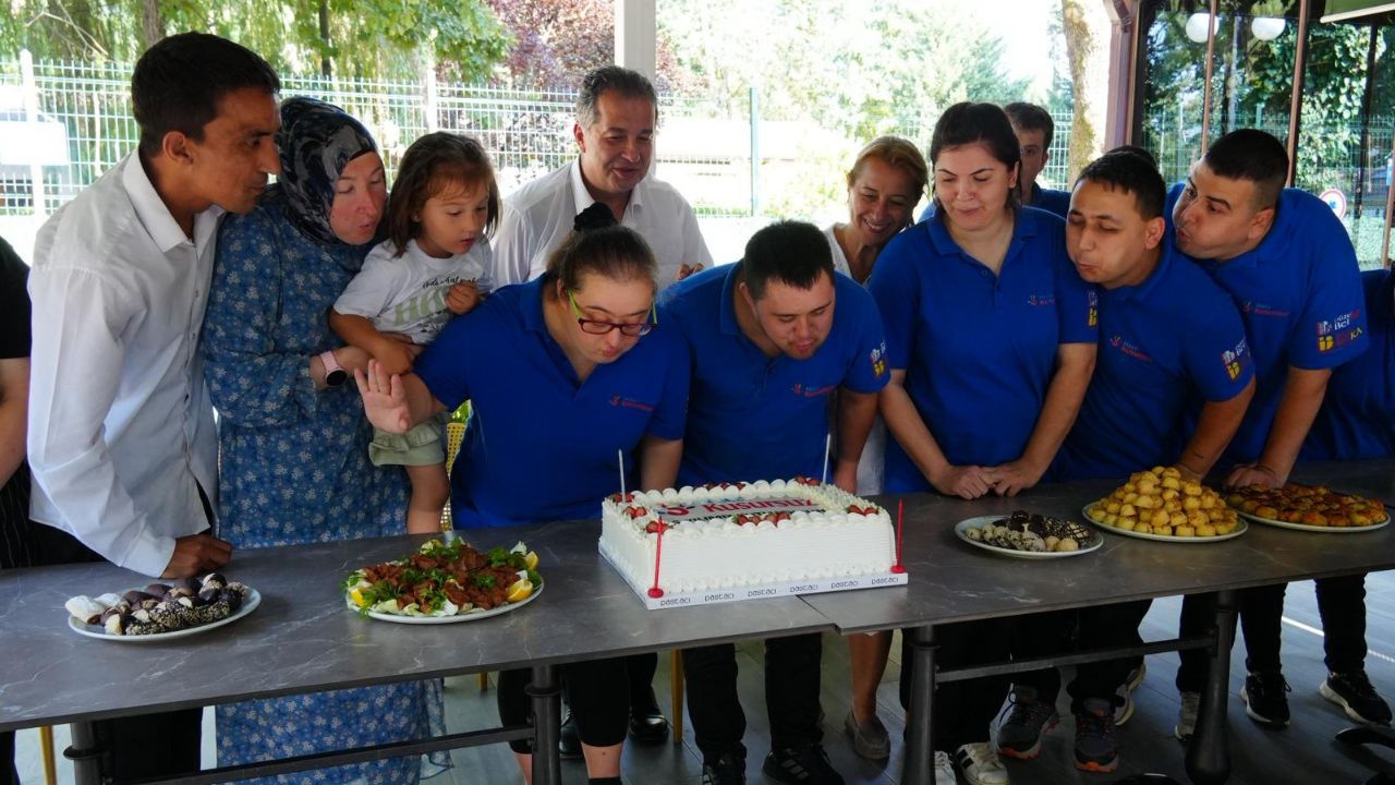 Kusursuz Kafe 9 Yaşında; ''Kusursuz'' Emekle 9 Yıldır Hizmette