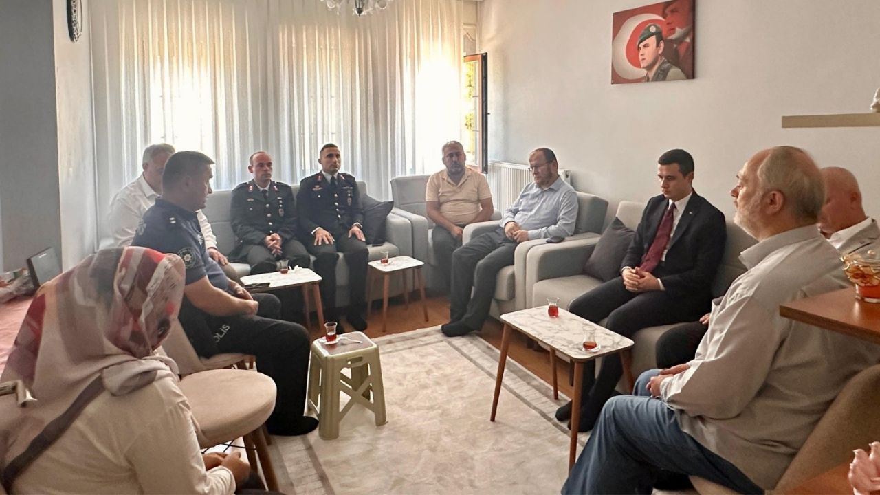 ''Milletimizin Emaneti'' Şehit Ailelerine Ev Ziyareti