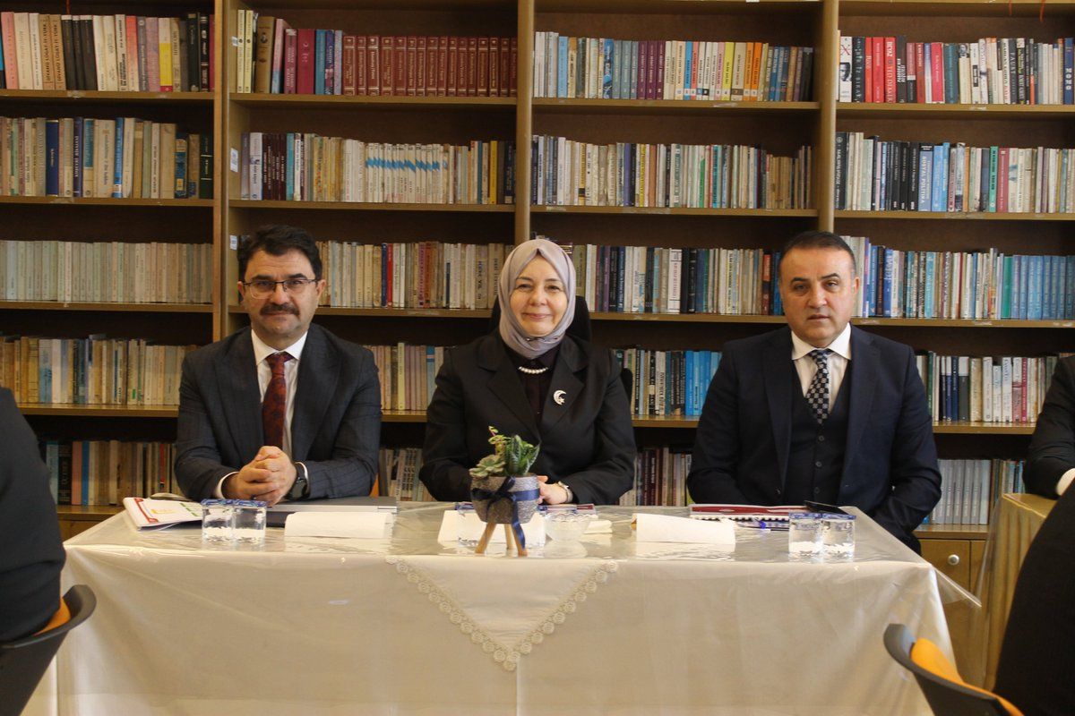 MİLLİ EĞİTİM BAKAN YARDIMCISI ÖKTEN DÜZCE'Yİ ZİYARET ETTİ