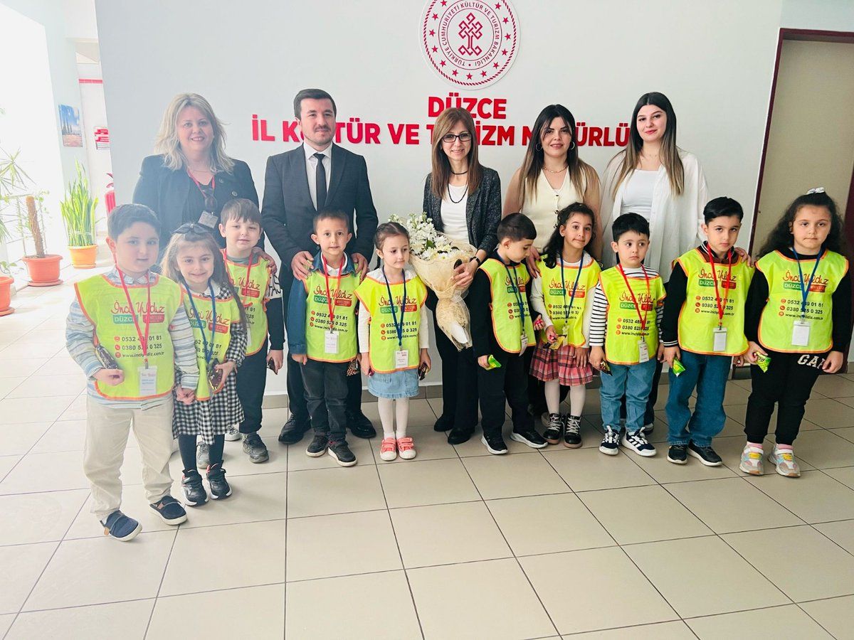MİNİK ÖĞRENCİLERDEN TURİZM HAFTASI'NDA ANLAMLI ZİYARET