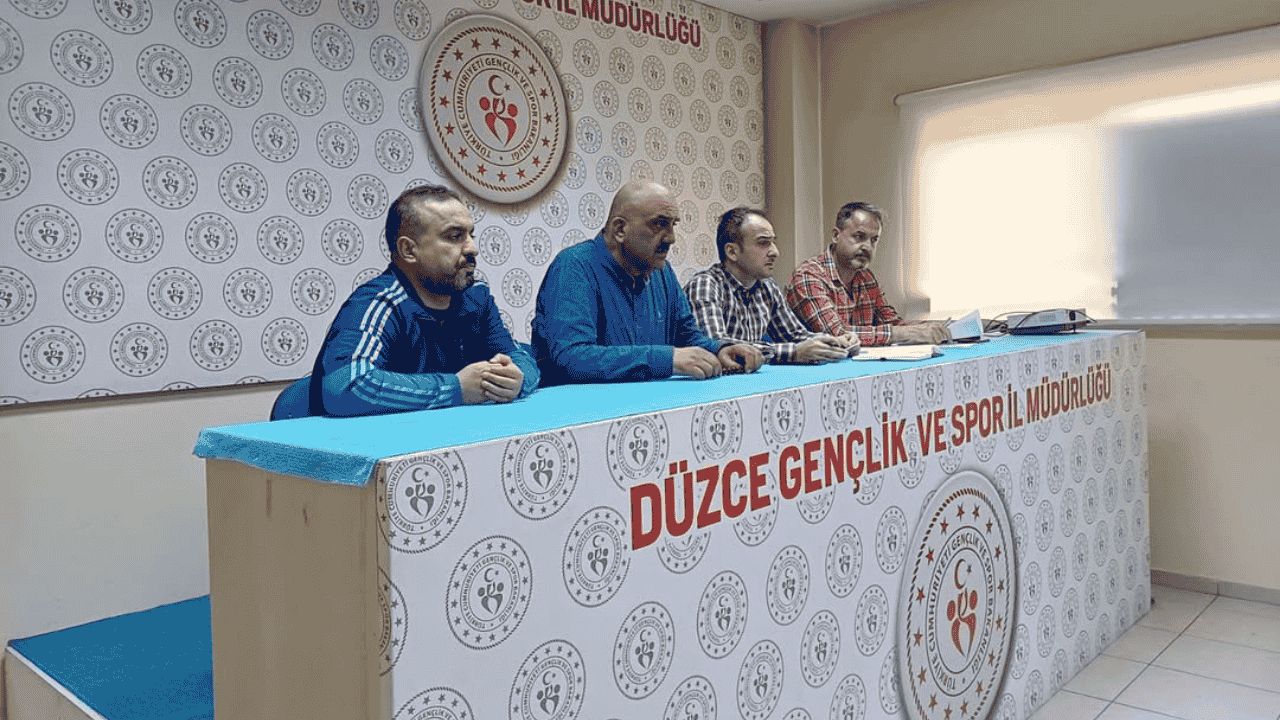 OKUL SPORLARI GÜREŞ KÜÇÜKLER SERBEST STİL TÜRKİYE BİRİNCİLİĞİ MÜSABAKALARI TEKNİK TOPLANTISI YAPILDI