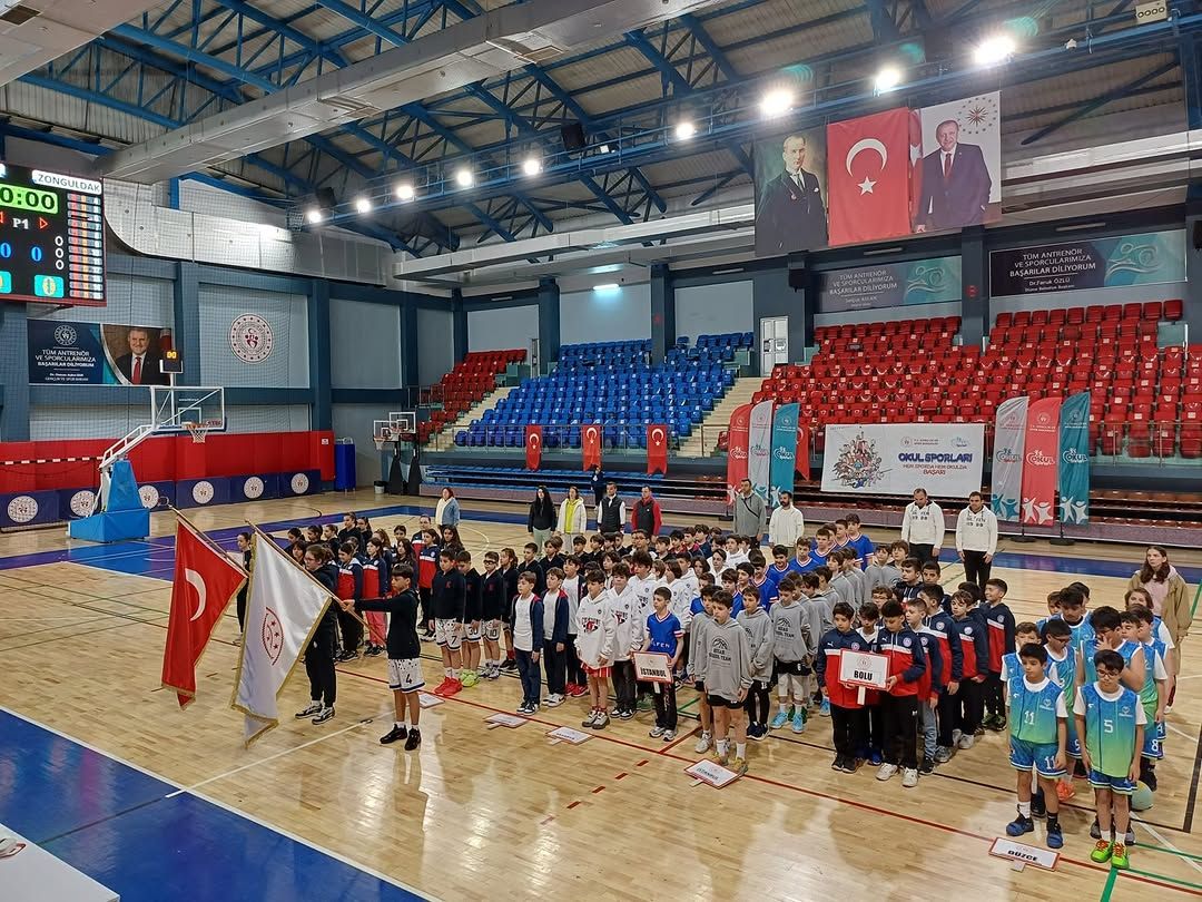 POTANIN MİNİK ŞAMPİYONLARI DÜZCE'DE SAHAYA ÇIKIYOR