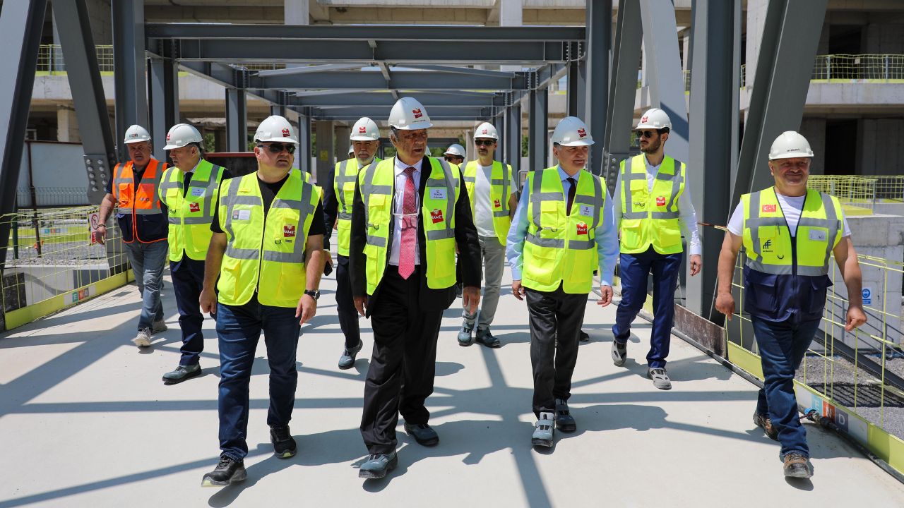 SANAYİNİN DEVLERİ DÜZCE'DE BULUŞTU